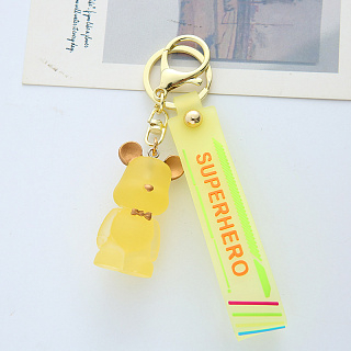 Брелок для ключей с кольцом и карабином  резиновый "Медвежонок"