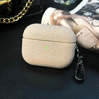 Бокс для наушников AirPods Pro 2  пластиковый с блёстками и карабином К-05